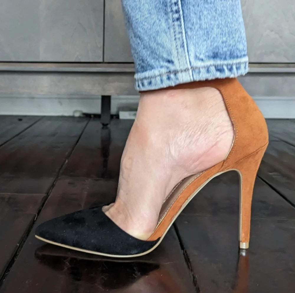 Charles David Heels Women's Size 7M Pointy Stiletto Heels Ankle Strap Two-Tone - Picture 4 of 5